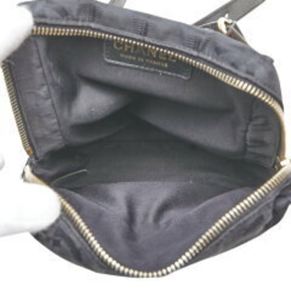 Chanel Travel Line Shoulder Waist Bag Black - Picture 4 of 6